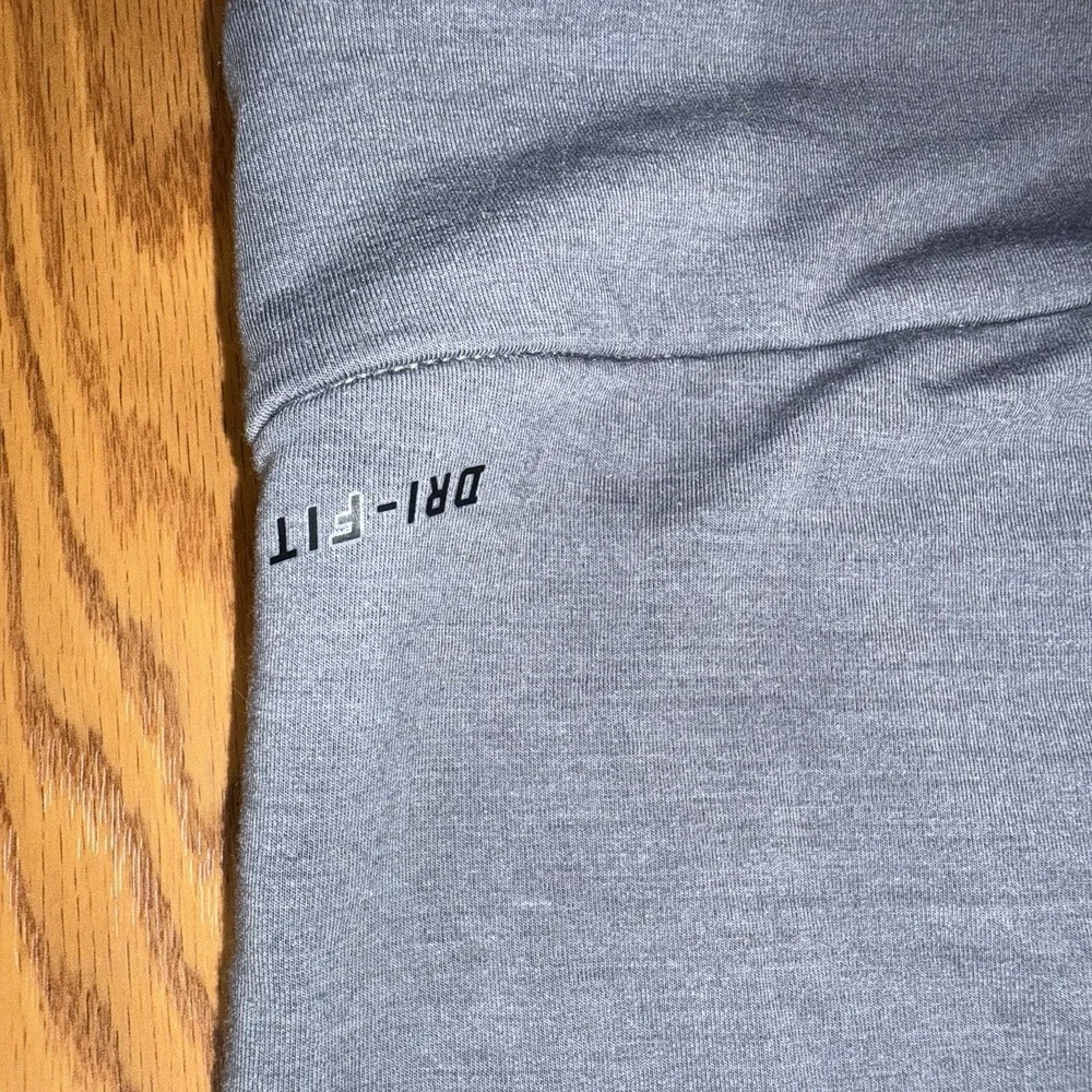 Nike Dri Fit Full Zipper Jacket Grey Size Kids Large